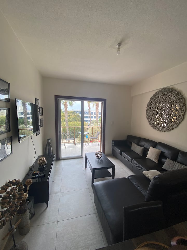 Front Line Residence - Paphos