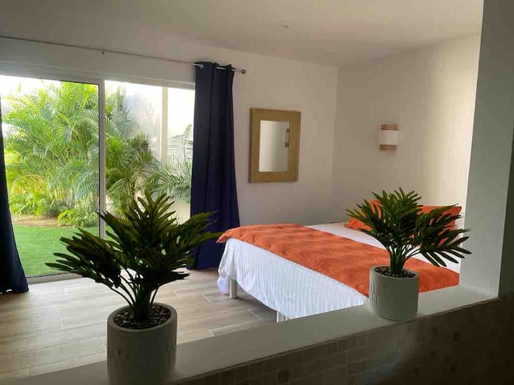 חדר שינה במרתף (חדר שינה 5)