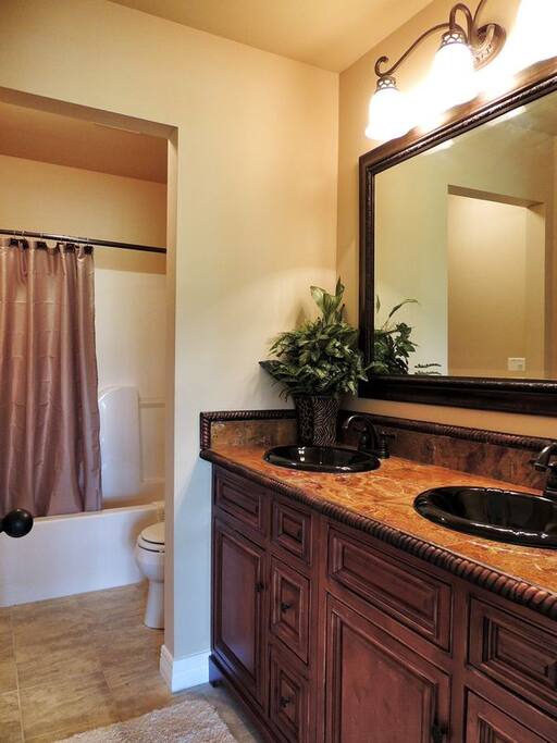 Full bath located upstairs