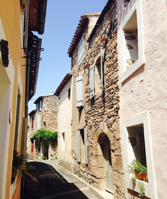 Our charming laneway with the house on the right