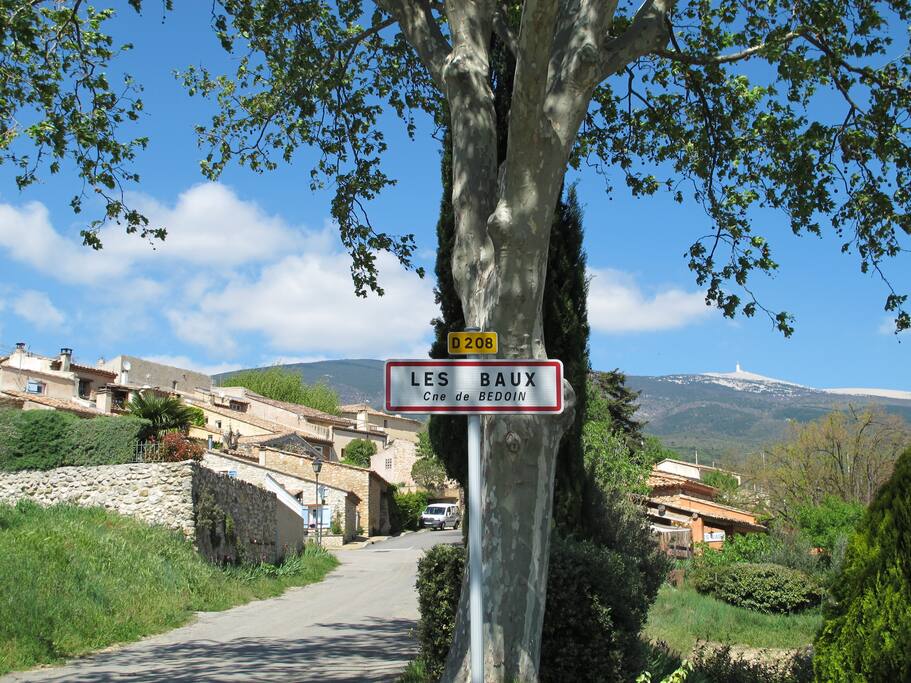 Village au pied du mont Ventoux