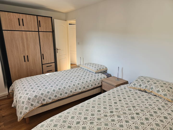 საძინებელი 2