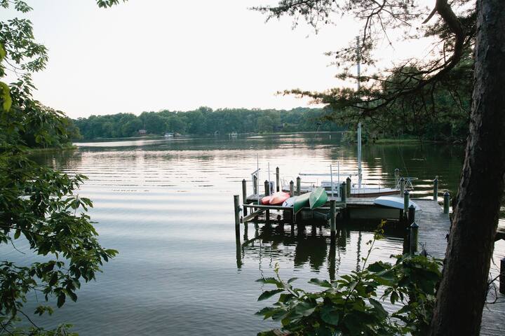 Peaceful Waterside Retreat on St. Leonard Creek