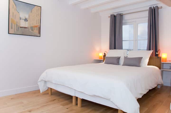 Chambre 1  - Lit 160 x 200 - Possible 2 lits simples