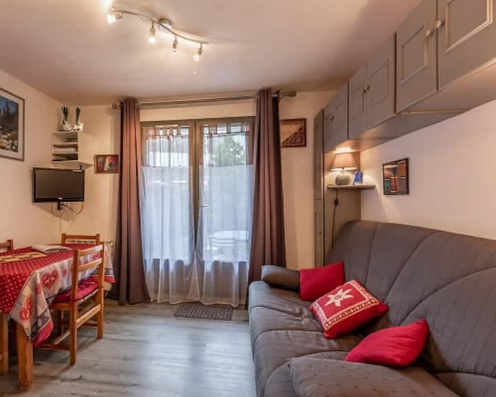 Studio Terrace, Wifi, Close to downtown and Funi Condominiums for