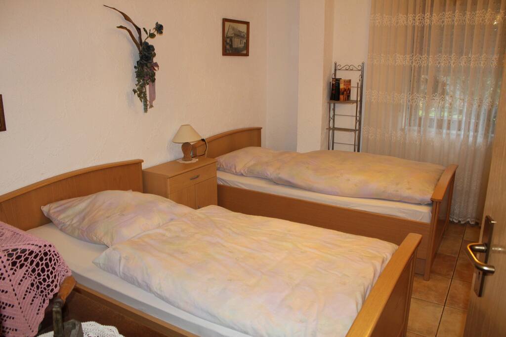 ...bevor Sie für die Nacht ins Schlafzimmer wechseln und sich da in Ihren hoffentlich angenehmen Träume verlieren