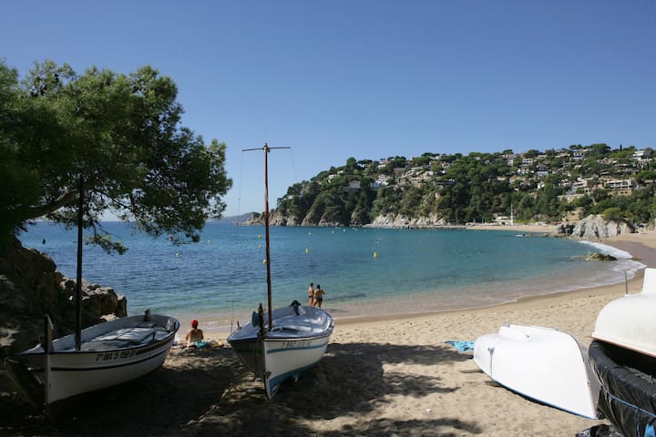 PLAYA A 5 MIN ANDANDO EN LA COSTA BRAVA