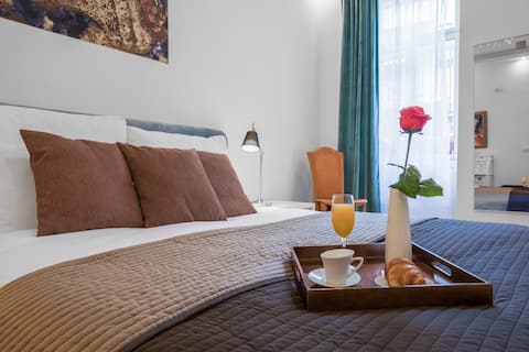 Cute modern apartment in Letna