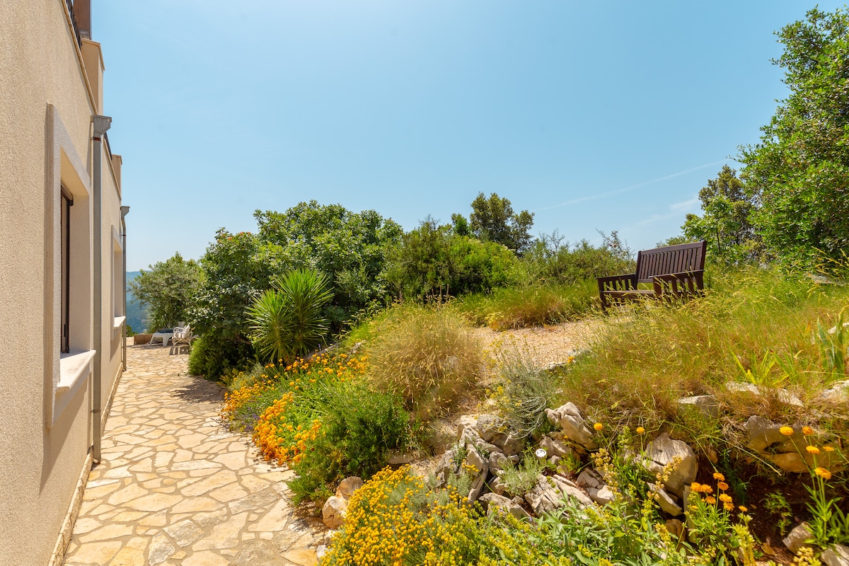 Hedera Estate, House Hedera - Houses for Rent in Pobreje,  Dubrovnik-Neretva County, Croatia - Airbnb