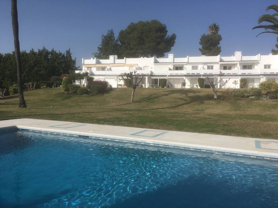 Easy access between our terrace and the pool