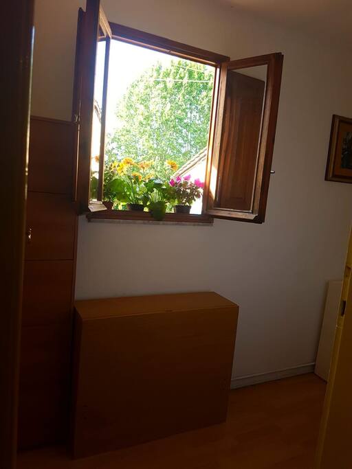 private hallway to the bedroom
