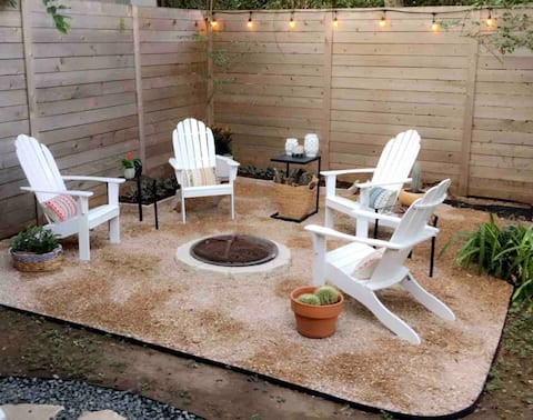 Top Airbnb: East ATX Studio w/ Lg Patio 4 Miles From Downtown in Montopolis