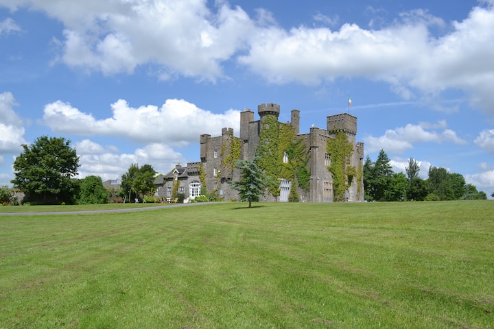 Ballyglasheen Castle