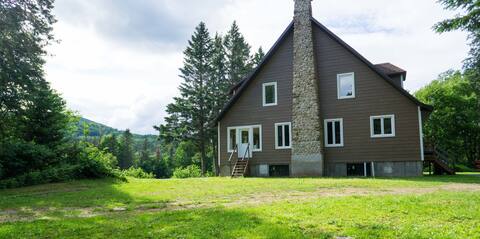 26 seats, 2 cottages with river access.