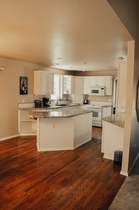 Sunny Kitchen