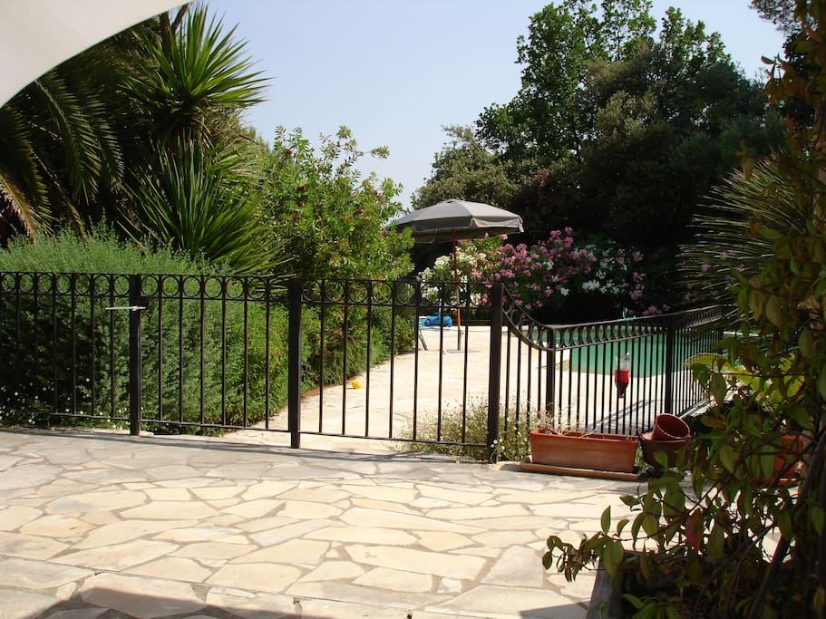 Piscine fermée