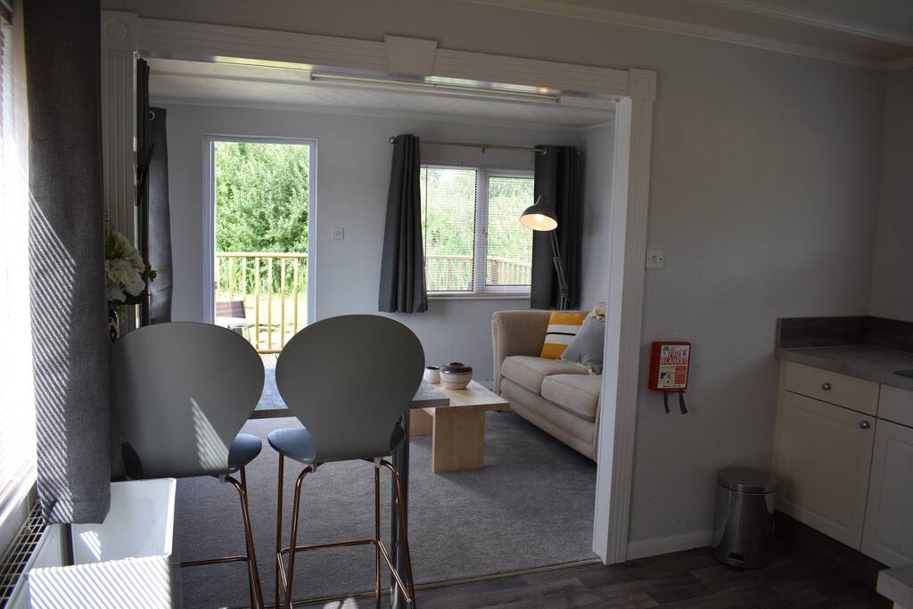Open plan kitchen, Dining and Living area