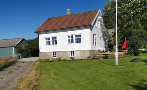 Newly renovated farmhouse in peaceful surroundings.