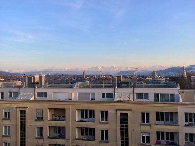 Cosy appartement near the center and train station