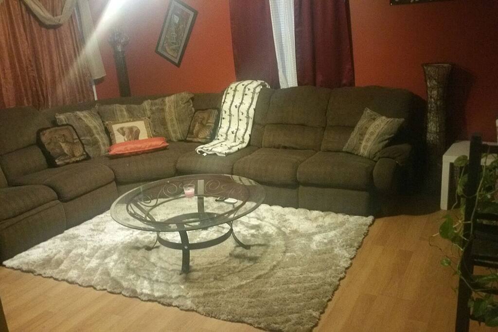 Livingroom area, nice and spacious for lounging or entertaining.