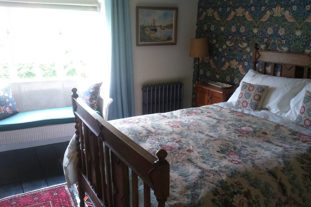 William Morris inspired bedroom