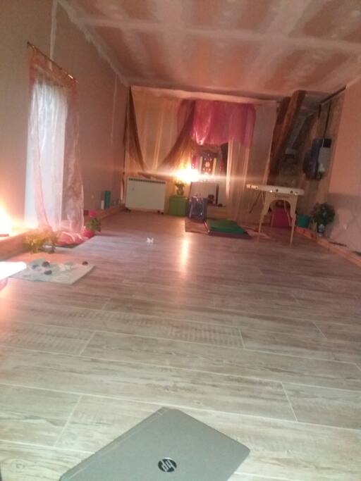 salle de yoga et soin