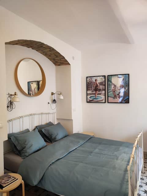 Top performing Airbnb: Vintage studio in heart of Zagreb in Gornji Grad Medveščak