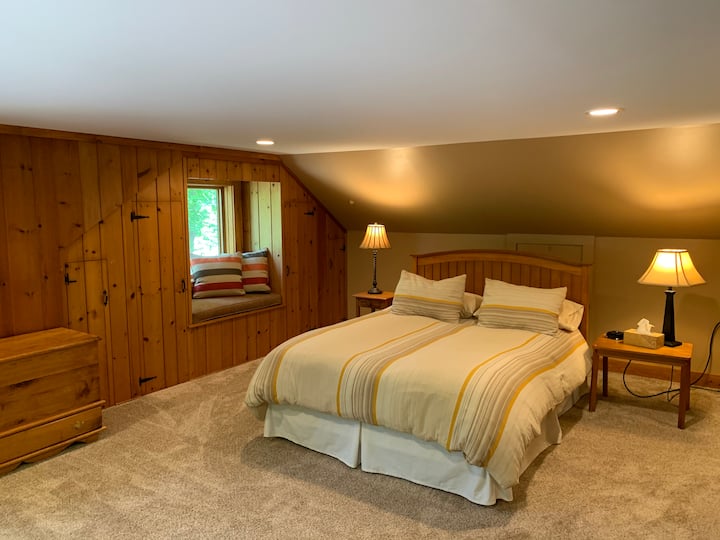 Спална соба бр. 3 - брачен кревет (2 кат)