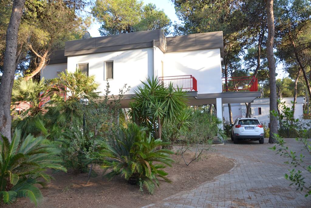 Vialetto auto privato Villa