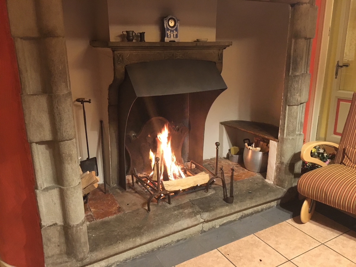 Successful Airbnb property: lakefront apartment 013252-CNI-00264 in Tremezzina