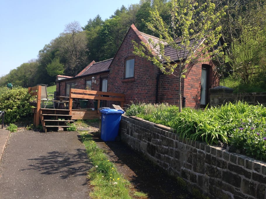 Llangollen Lodge can be booked with Bloom Cottage to sleep 10