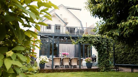 Cozy house 2 km from the beach.