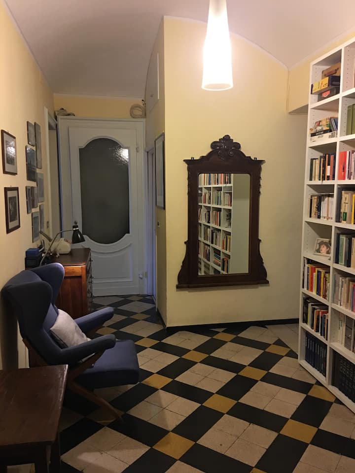 Cozy double room downtown Apartments for Rent in Torino, Piemonte