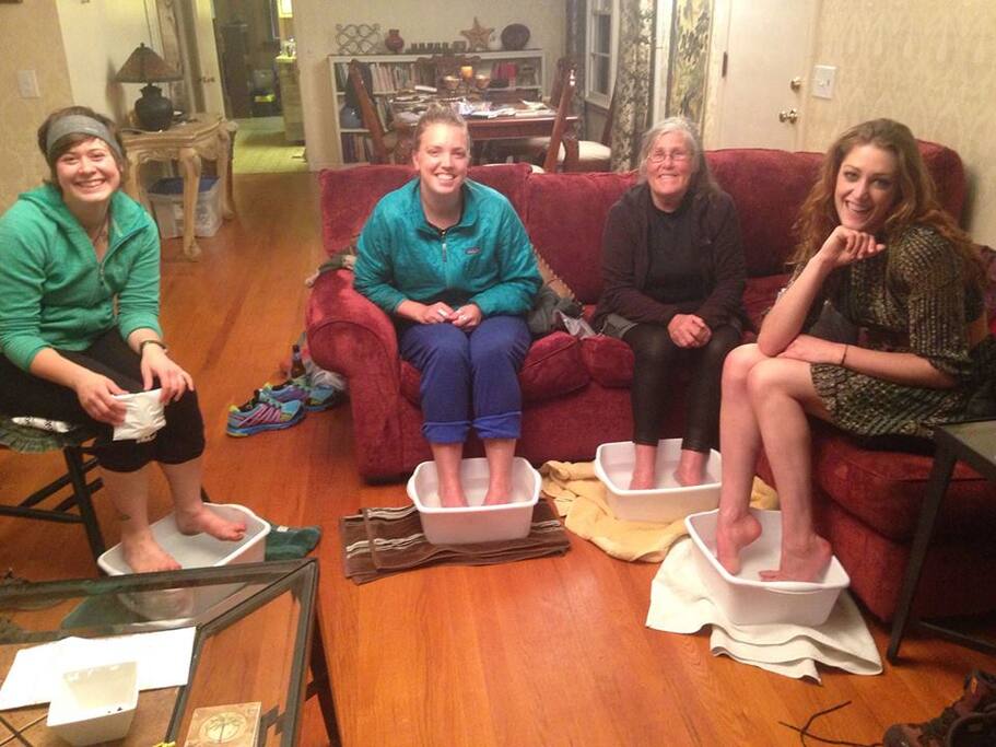 Guests sometimes enjoy extraordinary amenities such as feet soaks, after a good day's hike.