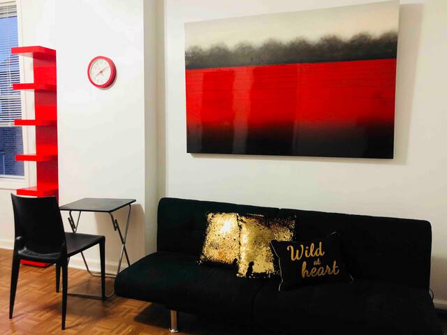 C2-Room In 1 of 12 Coolest Neighborhds InTheWorld