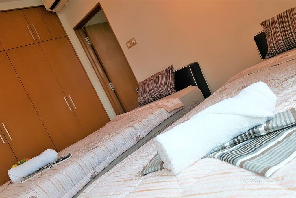 Lifestyle 2BR Apt/Near Somerset MRT