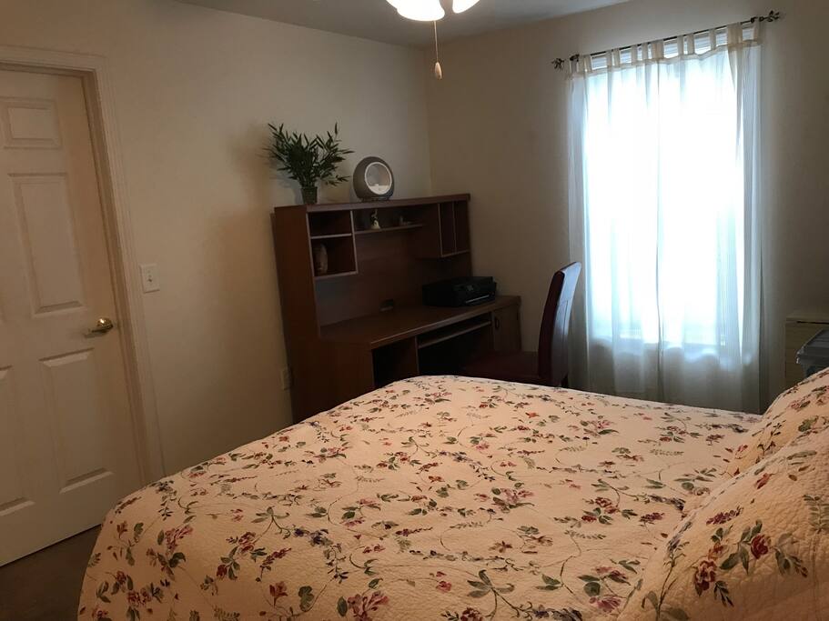 Desk and WIFI in room