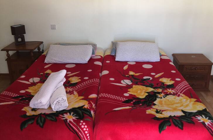 Room Cascais With Terrace and Private Bathroom