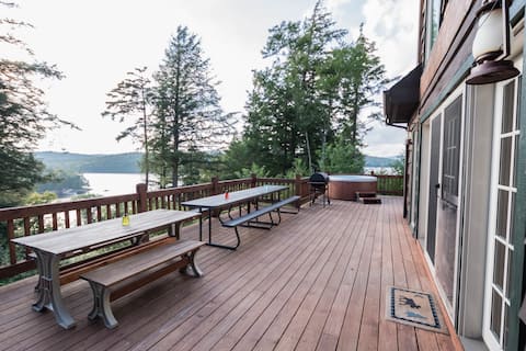 Tupper Lakeside Lodge, Hot Tub, Home Theatre, Gym