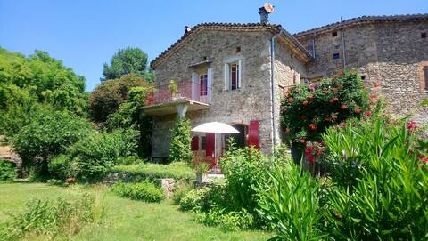 Calviac hamlet house 30460...Cévennes, river