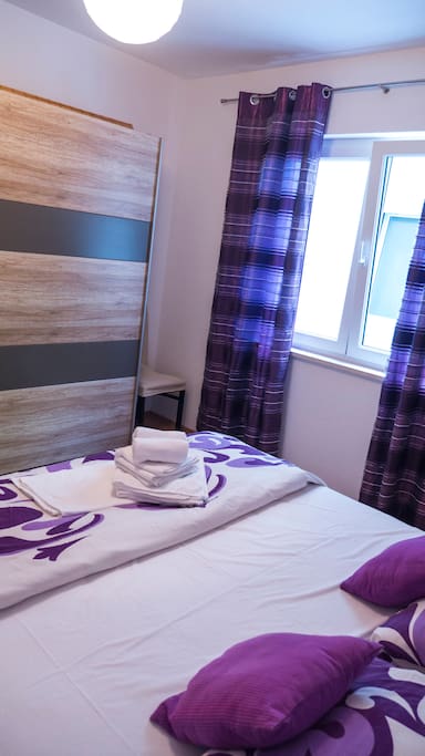 Purple room