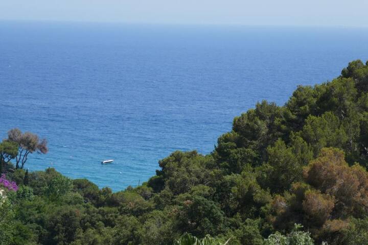 Kerstin Bruns – Villa Ariane con pool and sea view gallery image 4