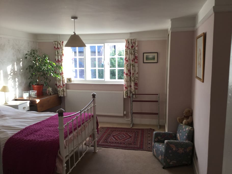 Guest Bedroom 1