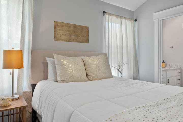 “The Enchanted Room”.  Queen bed - located upstairs. Shared full bath with bedroom 1.