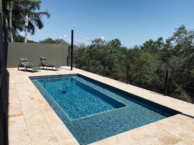 Luxurious Resort Style Accommodation gallery image 3