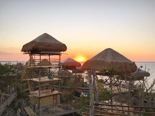 World Famous The Deluxe Residence at Bolifugao.