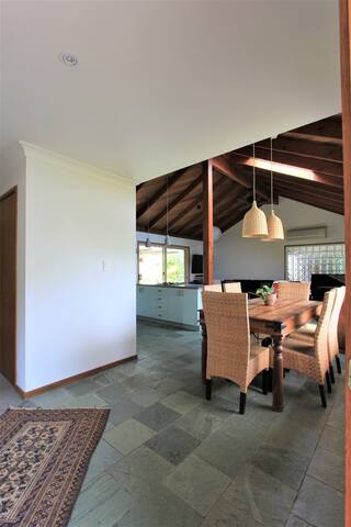 Family Style House at Suffolk/Byron gallery image 4