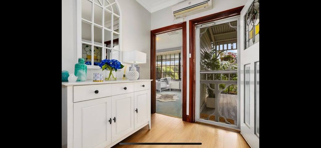 Country Hideaway gallery image 3