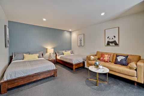 Spacious cottage near downtown & Stanford with AC