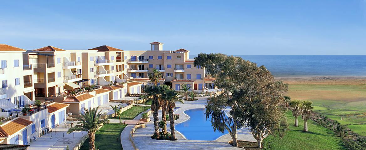 Modern penthouse with incredible sea-views